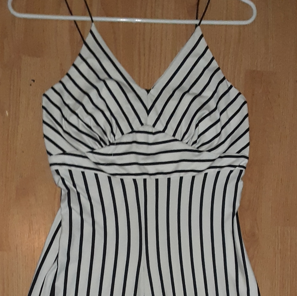 Clothes - Picture 3 of 3